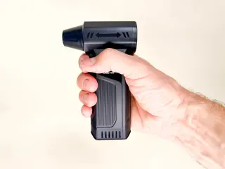 Cordless turbo blower with digital display